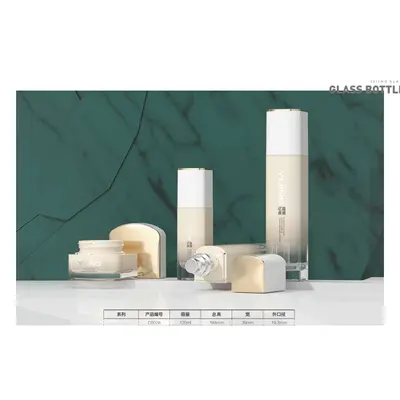 Bộ chai + hũ thủy tinh vuông nắp vàng champagne – mã NXG0415