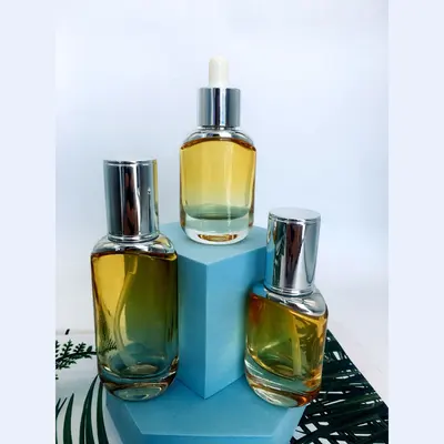 Bộ chai xịt thủy tinh + hũ kem vàng trong nắp bạc 50ml – ảnh 3