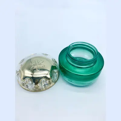Bộ chai xịt thủy tinh + hũ kem xanh lục nắp vàng hoa 120ml – mã NXG0617