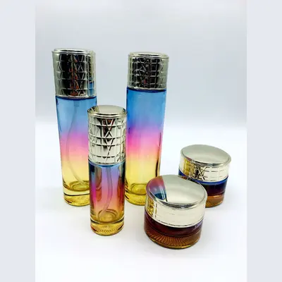 Bộ chai xịt thủy tinh + hũ kem cầu vồng chuyển màu 120ml – ảnh 2