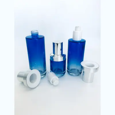 Bộ chai xịt thủy tinh + hũ kem xanh dương nắp bạc 140ml – ảnh 3