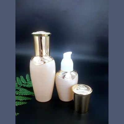Bộ chai xịt thủy tinh + hũ kem vàng be nắp vàng 120ml – ảnh 3