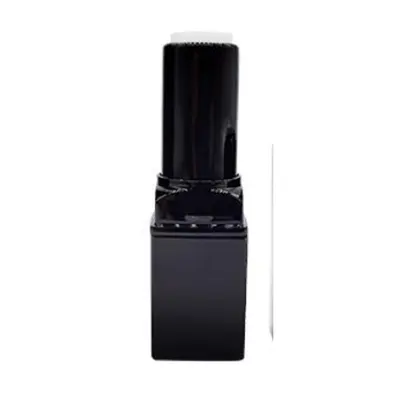 Vỏ son thỏi vuông đen viền vàng – ảnh 2