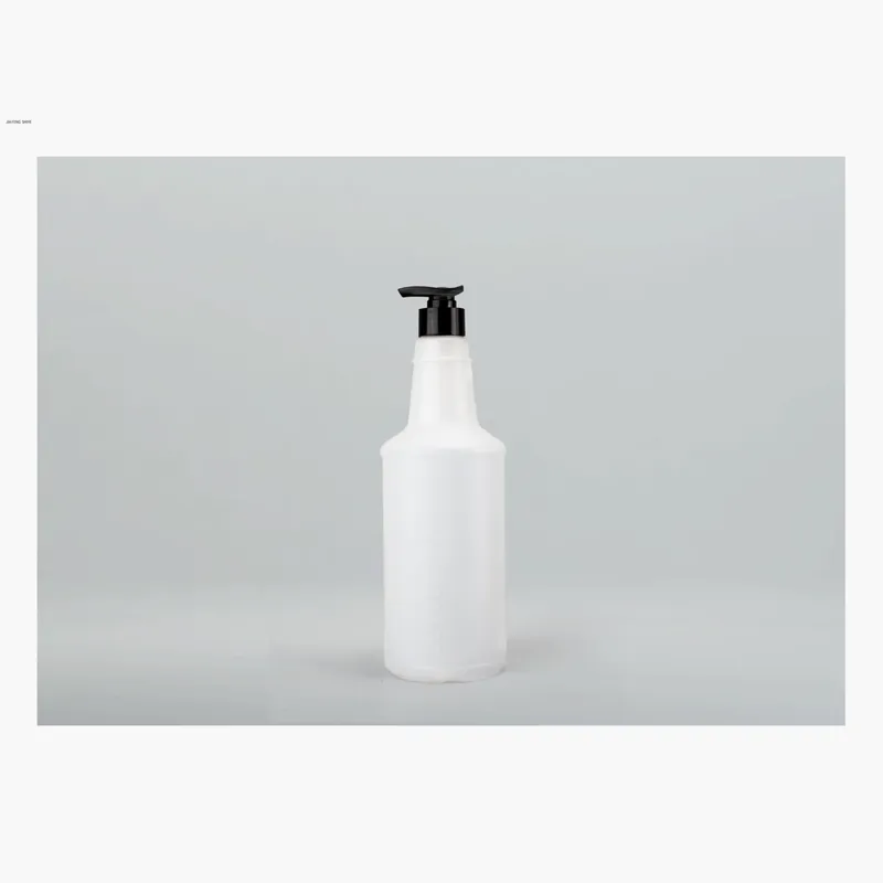 Chai nhựa trắng vai xiên vòi đen – mã NXP0741