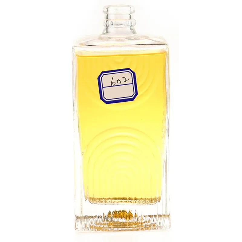 Chai rượu thủy tinh vuông đáy vân sóng 500ml – mã NXW0145